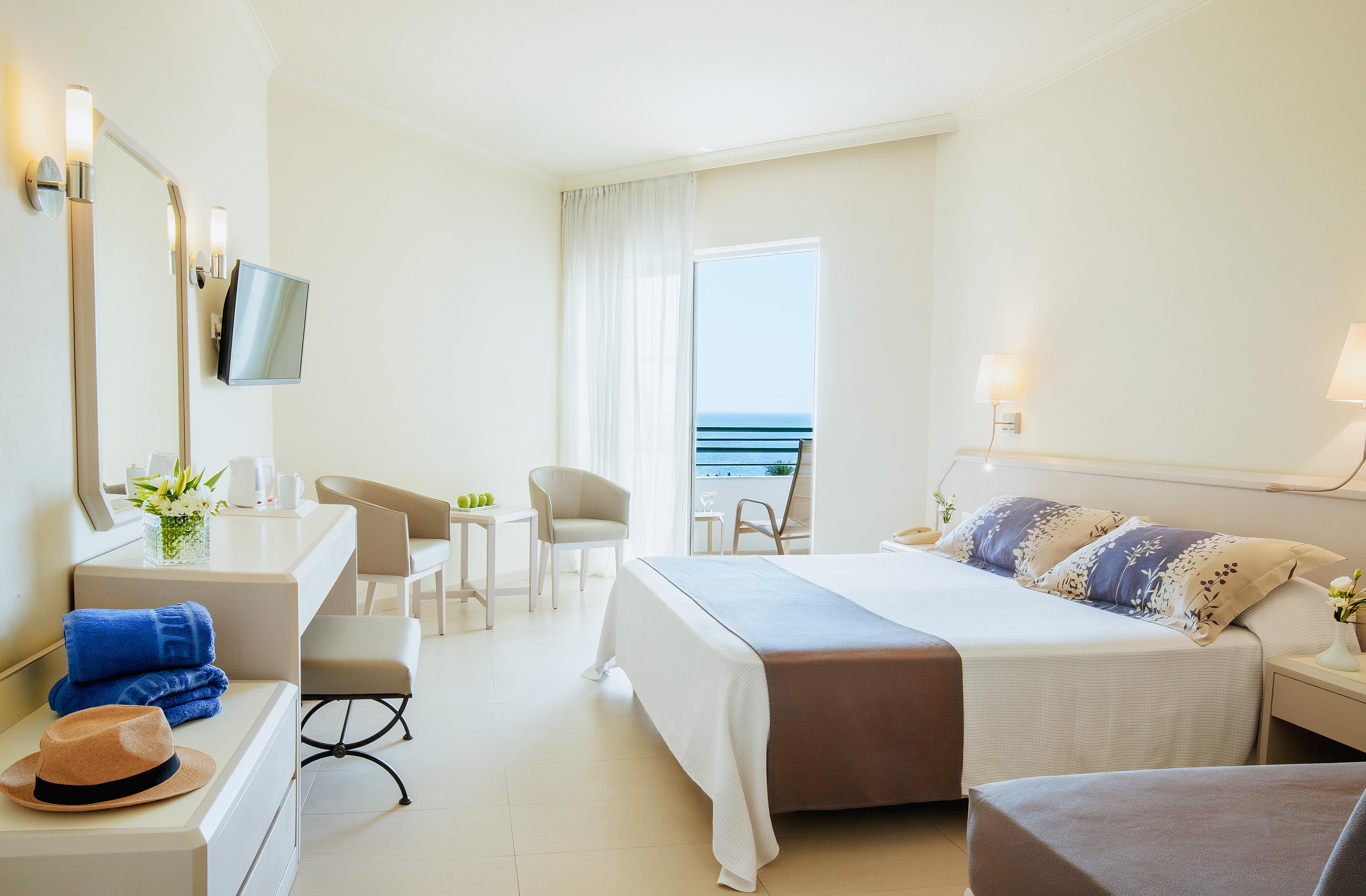 Louis Imperial Beach بافوس المظهر الخارجي الصورة